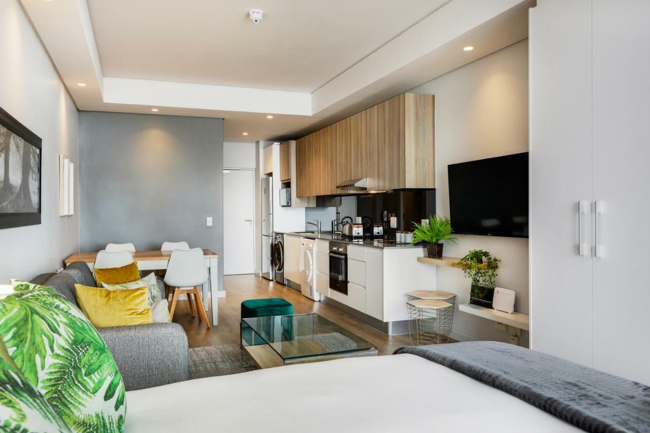 Backup-Power Eco Balcony Apartment Near Table Mountain Кейптаун Екстериор снимка