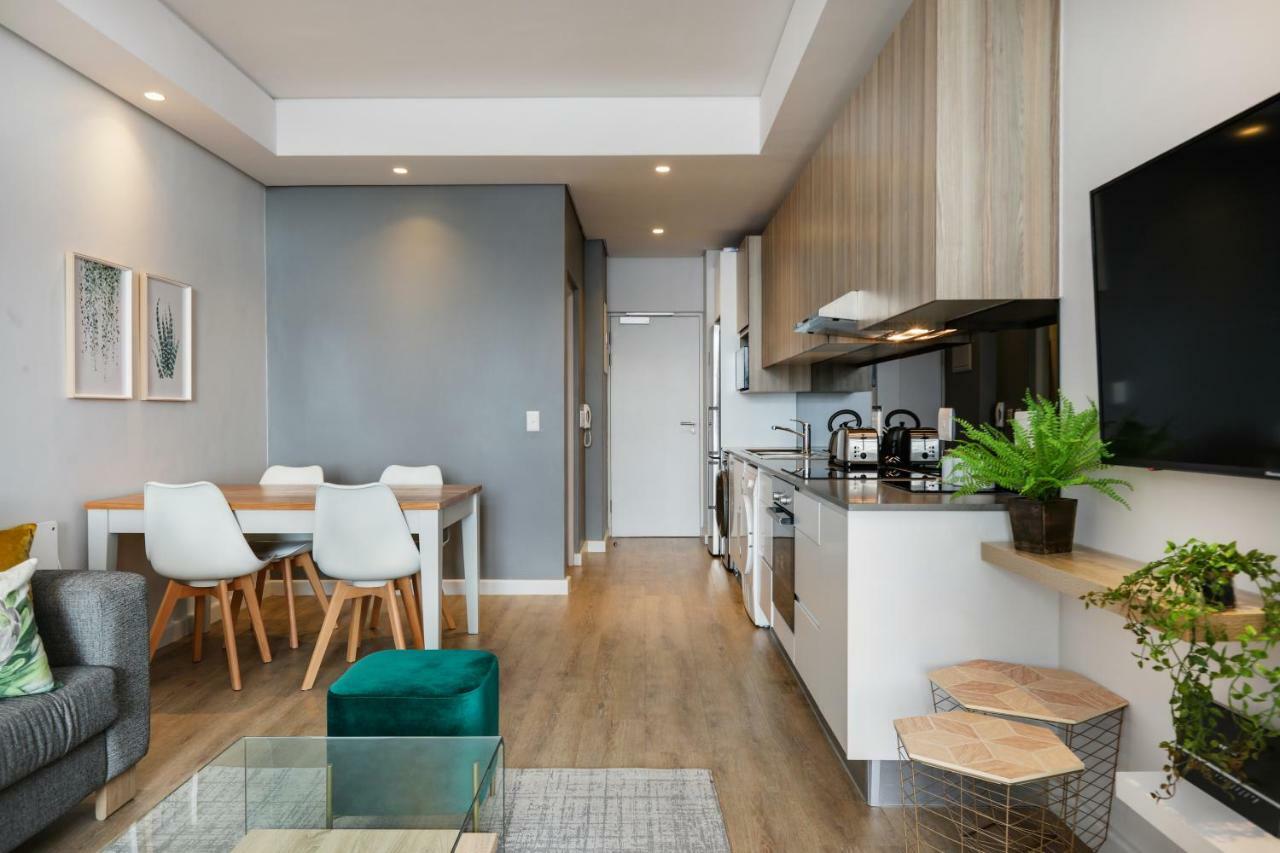 Backup-Power Eco Balcony Apartment Near Table Mountain Кейптаун Екстериор снимка