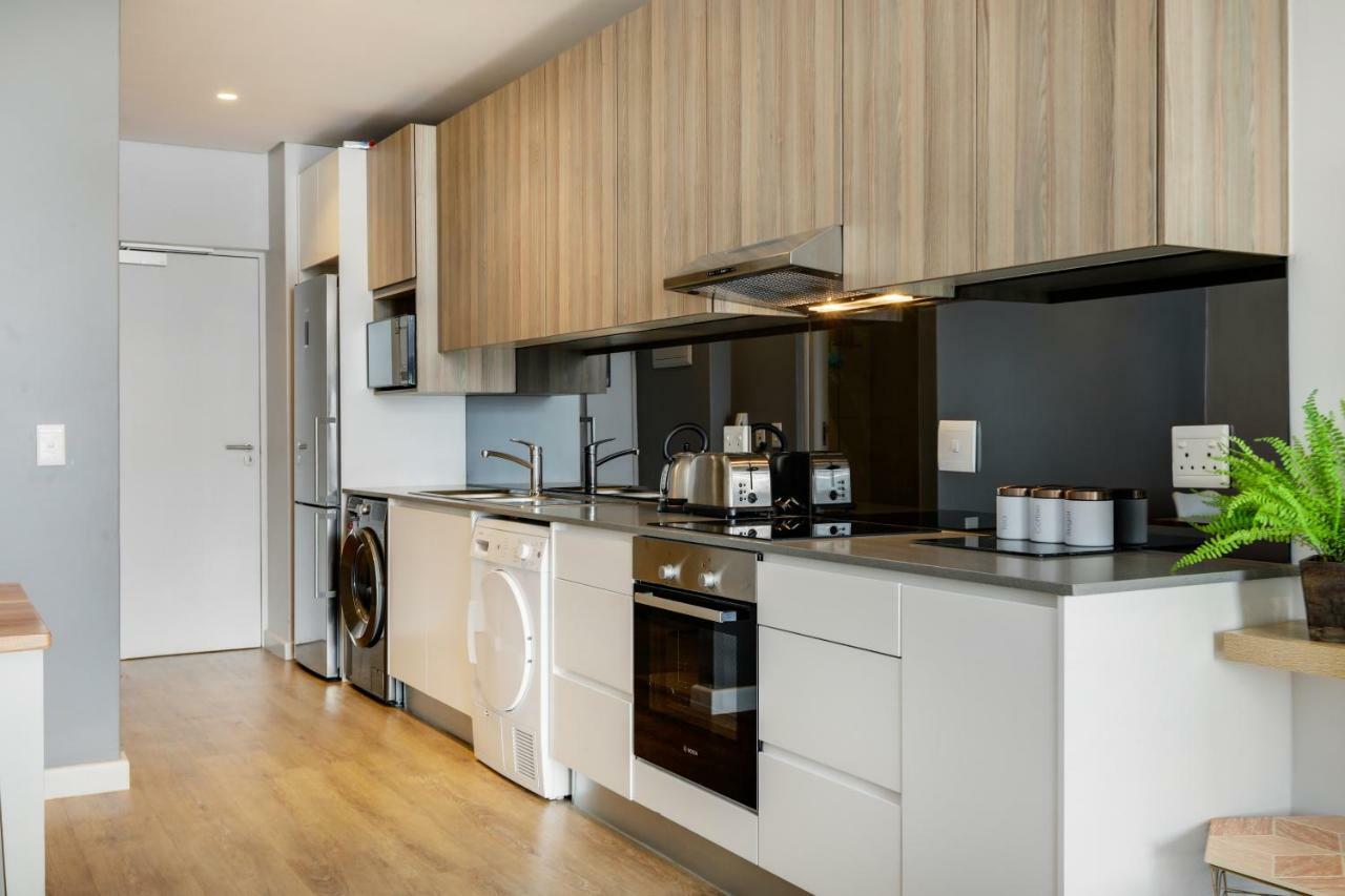 Backup-Power Eco Balcony Apartment Near Table Mountain Кейптаун Екстериор снимка